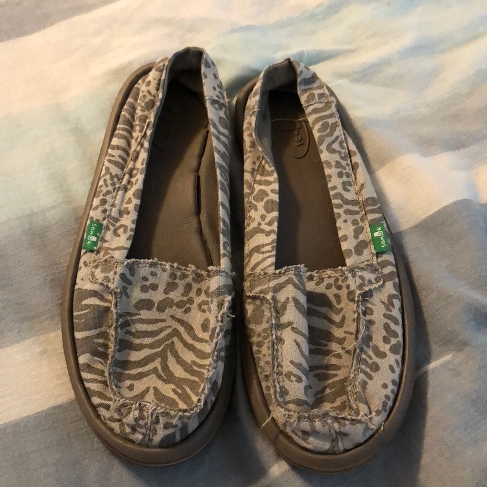 Sanuk Shoes
